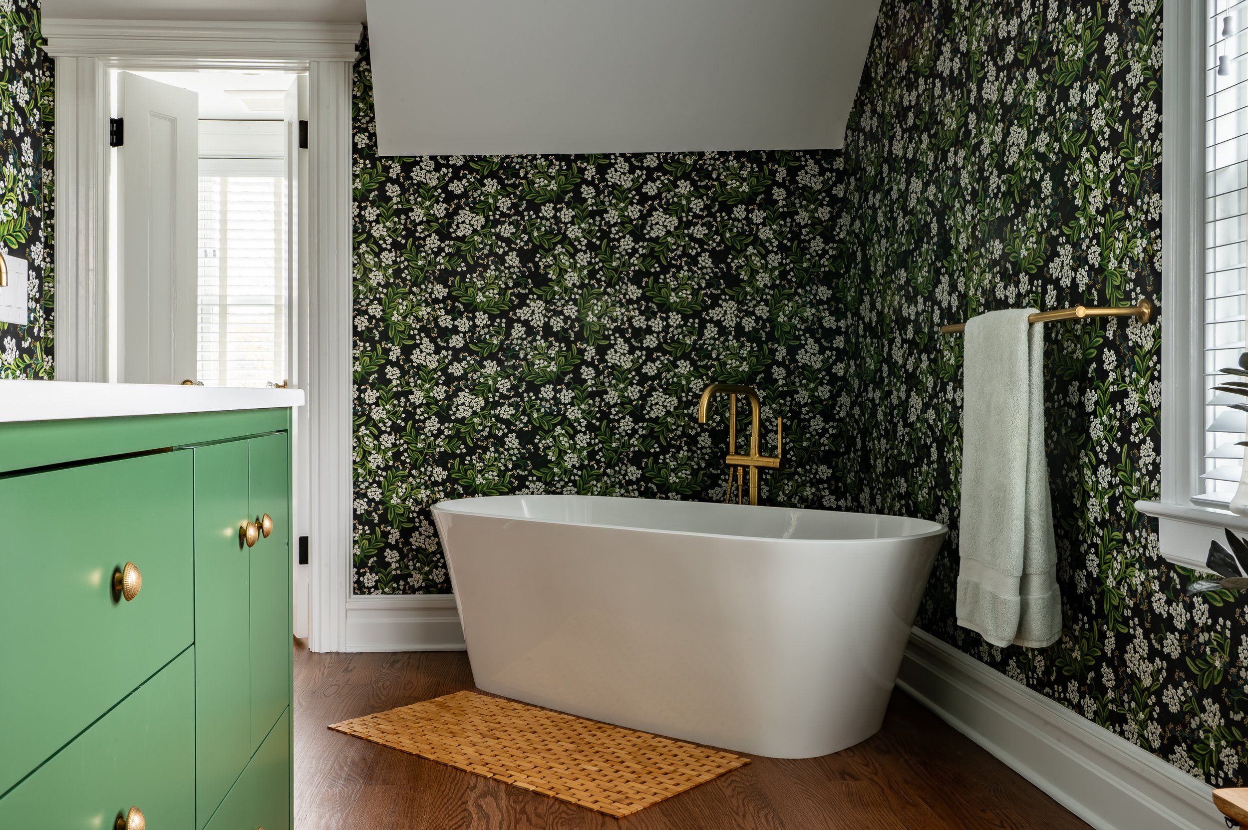 Modern bathroom remodel Madison NJ - contemporary design